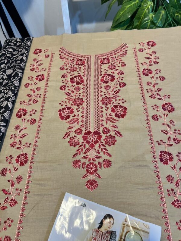 Zahra Lawn 3-Piece Suit – Heavy Embroidered Shirt, Trouser & Diamond Digital Dupatta | 90/70 Lawn